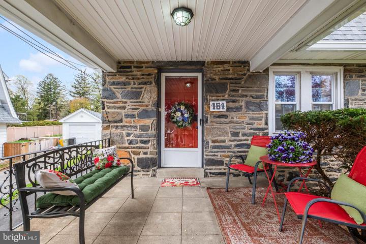 Photo of 464 Brookhurst Avenue