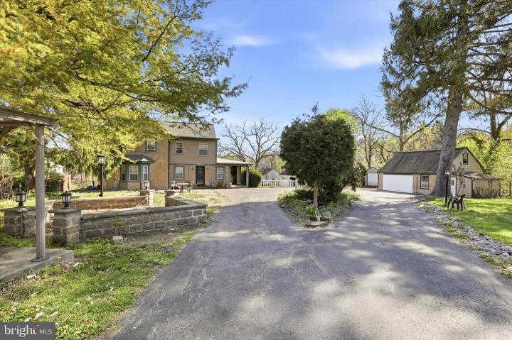 Photo of 2202 Swede Road