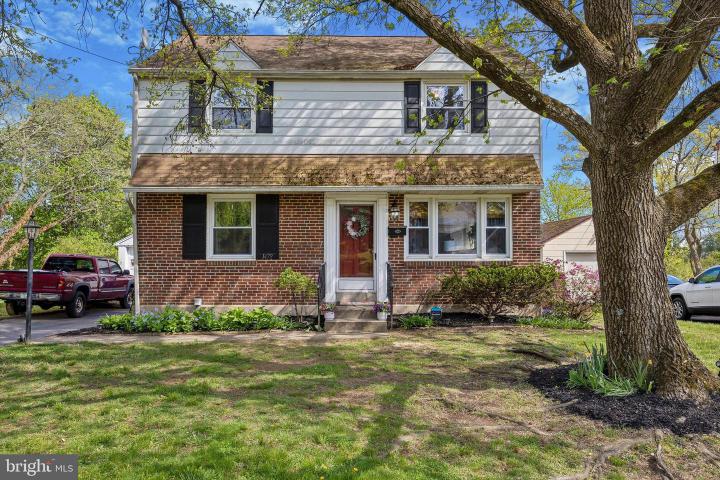 Photo of 1479 N Hills Avenue