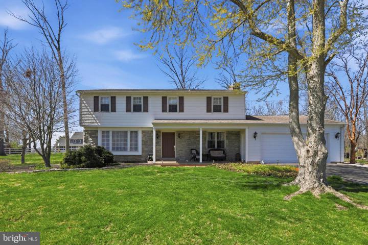 Photo of 372 Oak Drive