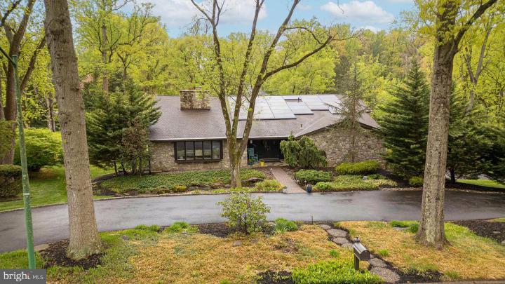 Photo of 1074 Pheasant Road