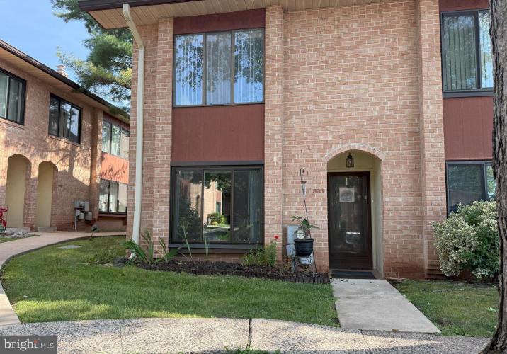 Photo of 805 Stonybrook 805, Norristown PA