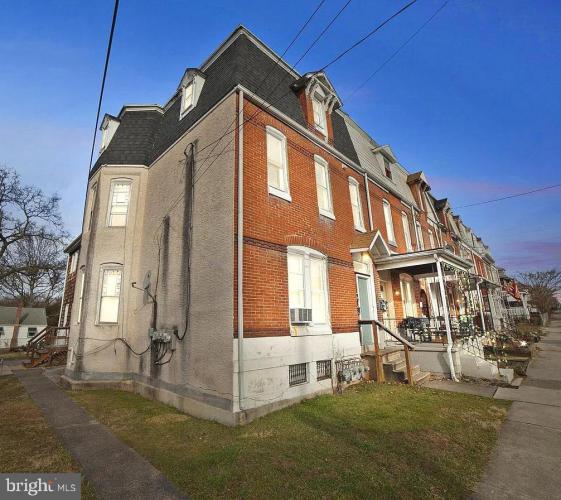 Photo of 301 E Vine Street