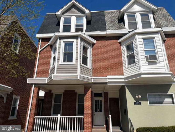 Photo of 29 E Fornance Street