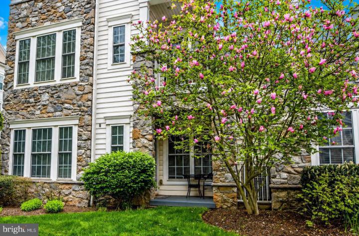 Photo of 1108 Lilac Ct