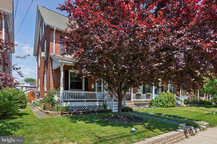 Photo of 347 York Avenue