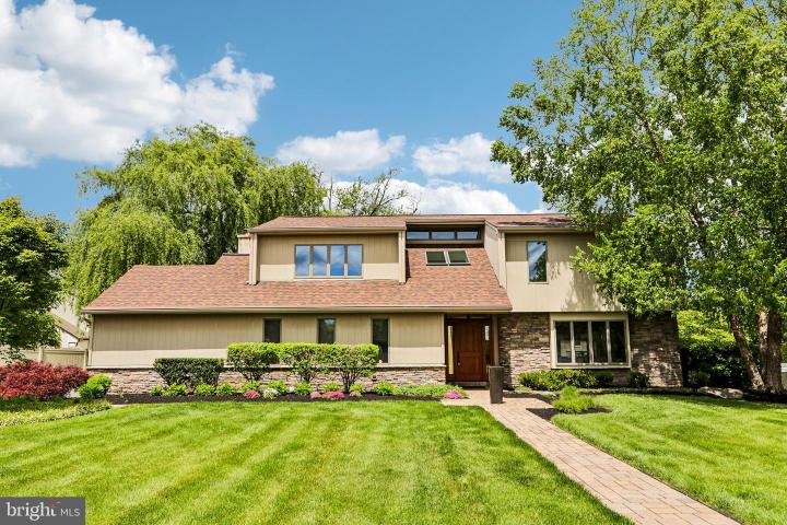 Photo of 93 Kent Road, Huntingdon Valley PA