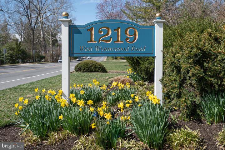 Photo of 1219 W Wynnewood Road 208