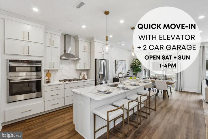 Photo of 956 Riverplace Drive 2