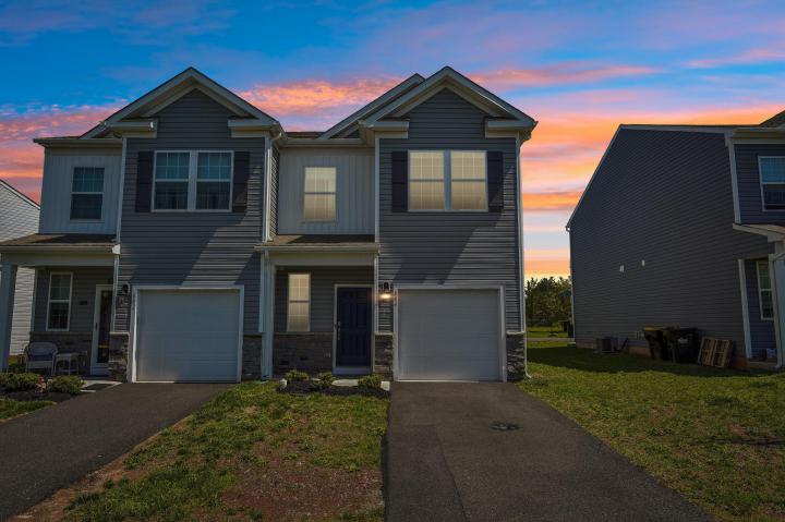 Photo of 884 Still Waters Lane