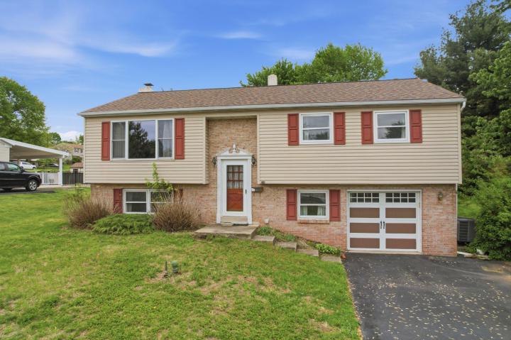Photo of 330 Wexford Road