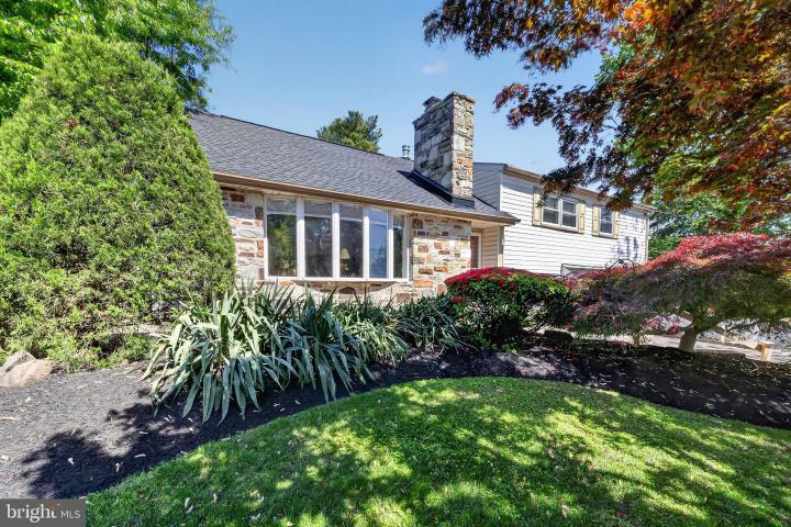 Photo of 821 Beverly Road