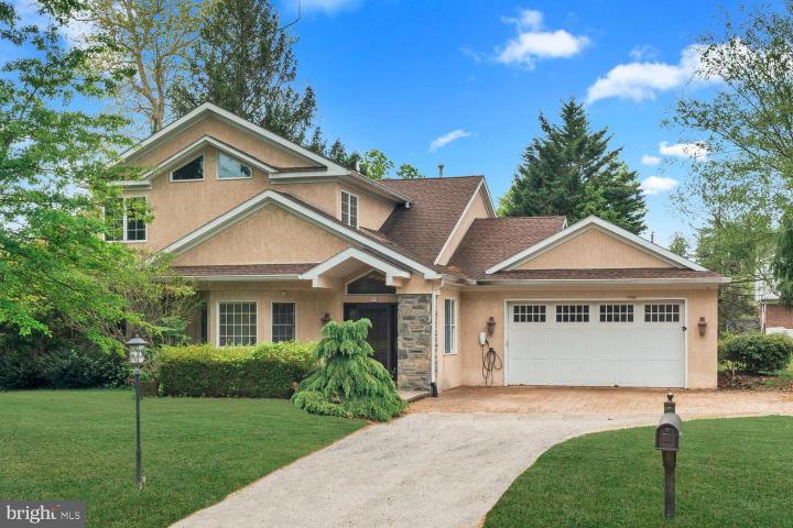 Photo of 3174 Manor Road