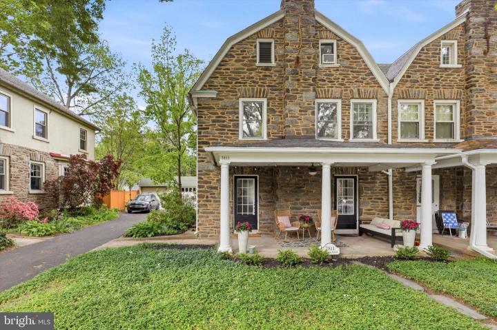 Photo of 7811 Linden