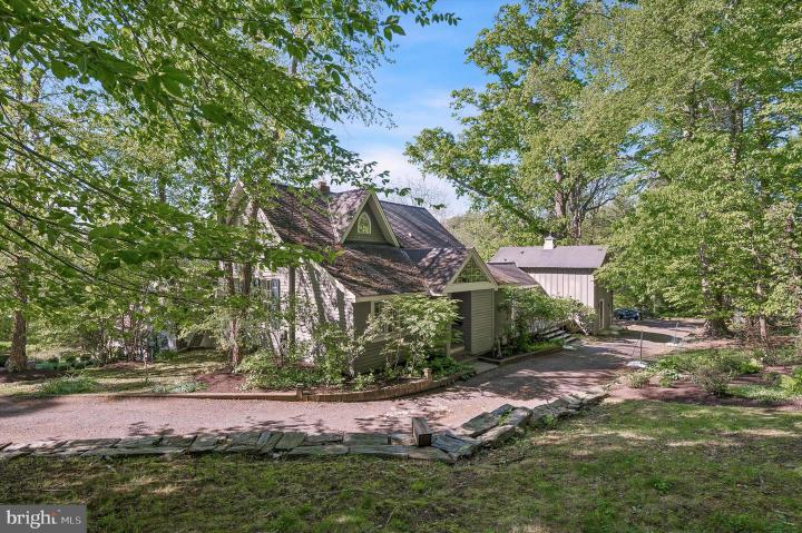 Photo of 8901 Montgomery Avenue