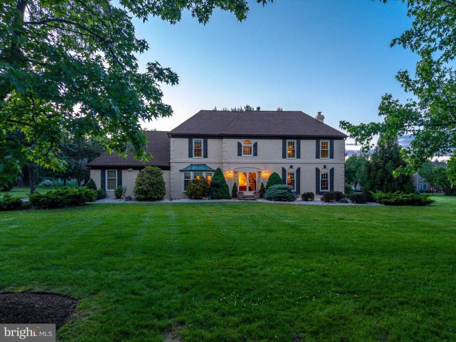 Photo of 1321 Tanglewood Drive