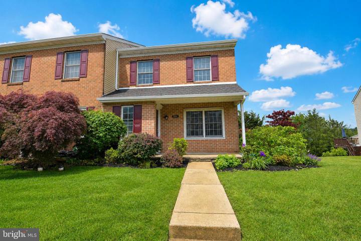 Photo of 3415 Foxfield Circle