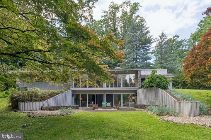 Photo of 1633 Monk Road