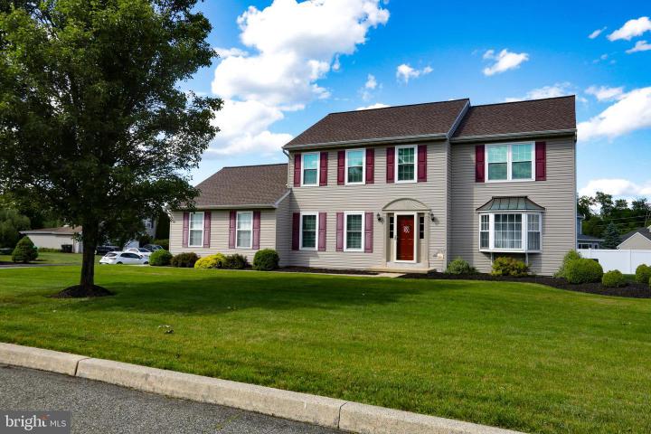 Photo of 102 Noble Lane