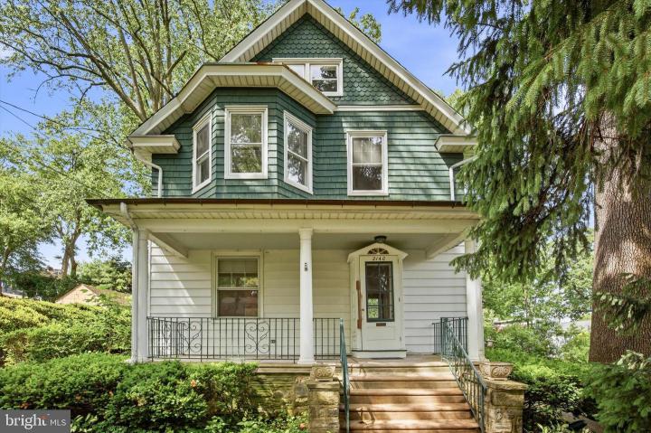 Photo of 2140 Wayne Avenue, Abington PA