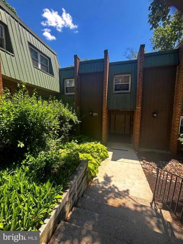 Photo of 511 Meadowview Lane 511