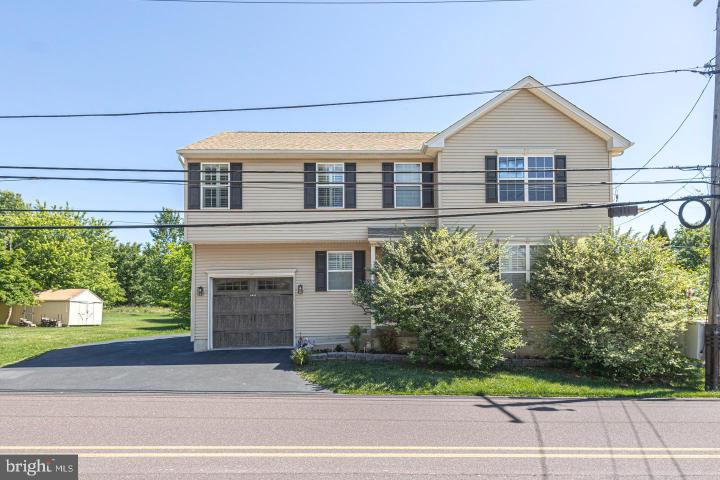 Photo of 4051 Heckler Road