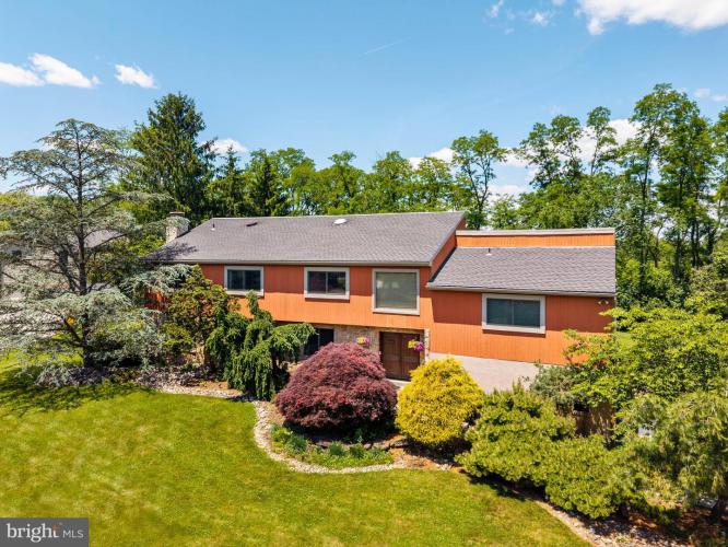 Photo of 780 Panorama Road