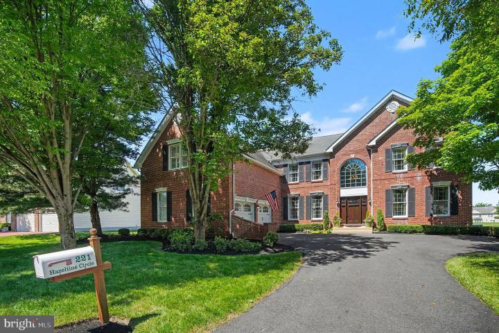 Photo of 221 Hazeltine Circle, Blue Bell PA