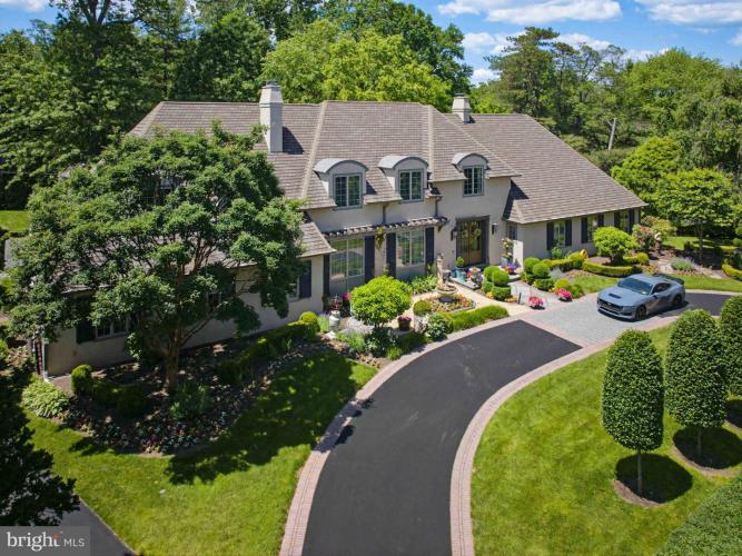Photo of 2244 Deer Path Road