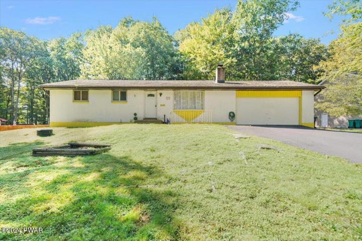 Photo of 5165 Hummingbird Drive, Coolbaugh PA