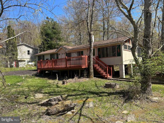 Photo of 134 Wyalusing Drive, Pocono Lake PA