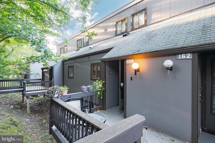 Photo of 164 Upper Village Way, Tannersville PA