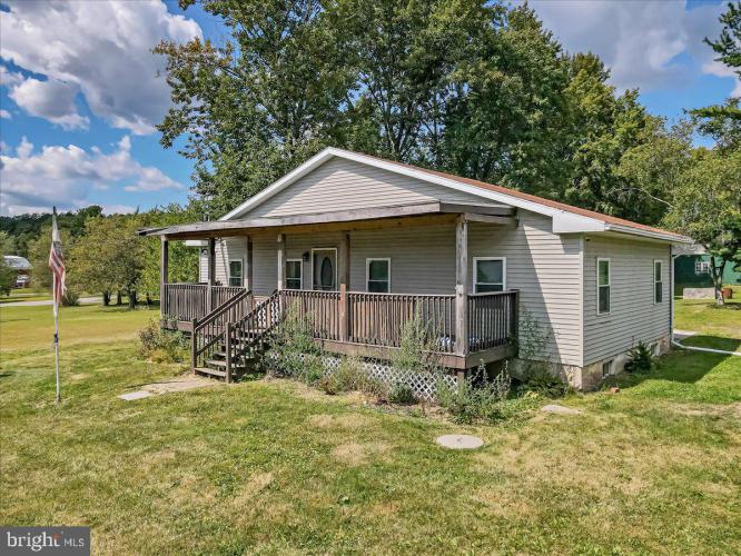Photo of 119 Rolling View Drive, Palmerton PA