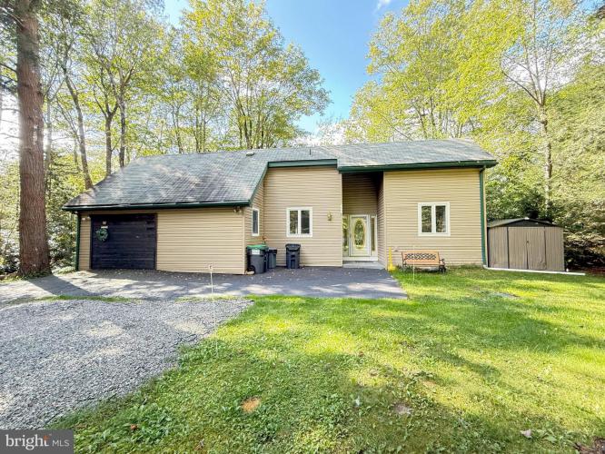 Photo of 1225 Kilmer Road, Tobyhanna PA