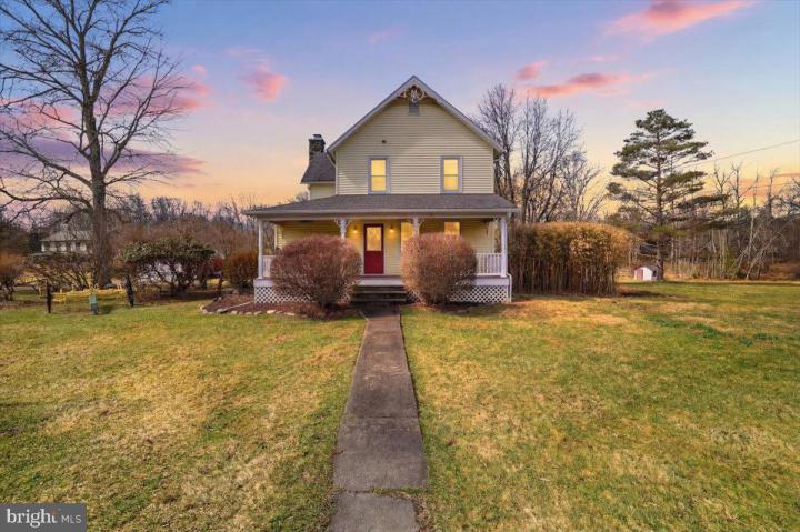 Photo of 2487 Mountain Road, Stroudsburg PA