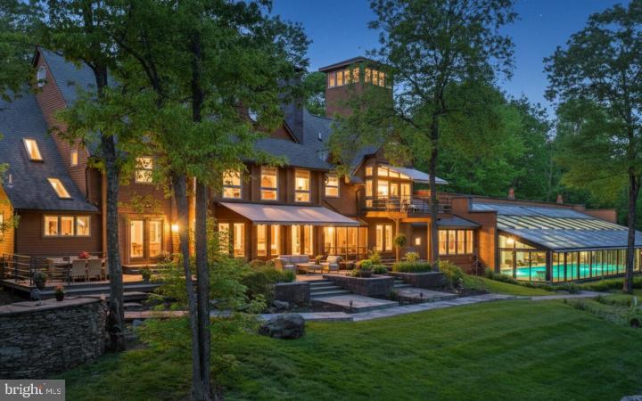 Photo of 310 Hunters Farm Road, Henryville PA