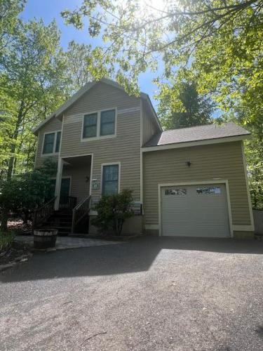 Photo of 112 High Mountain Lane, Tannersville PA