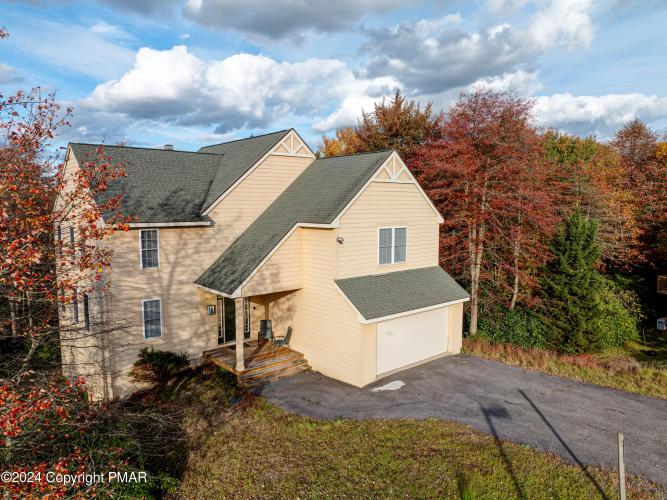 Photo of 218 Hermit Thrush Road, Pocono Pines PA