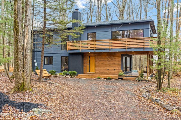 Photo of 1142 Oakland Place, Pocono Pines PA