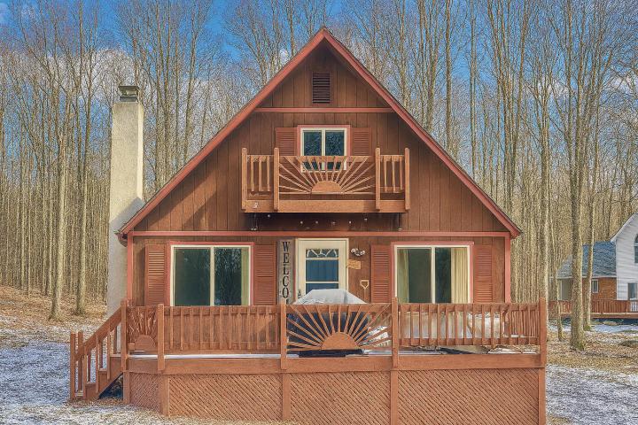 Photo of 174 Bushkill Drive, Pocono Lake PA