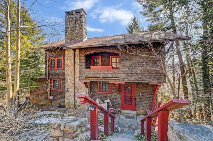 Photo of 59 Swiftwater Avenue, Pocono Manor PA