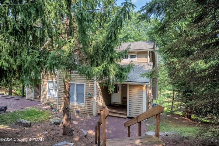 Photo of 480 Spruce Drive, Tannersville PA