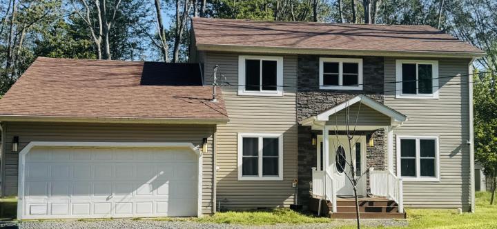 Photo of 5186 Hummingbird Drive, Pocono Summit PA