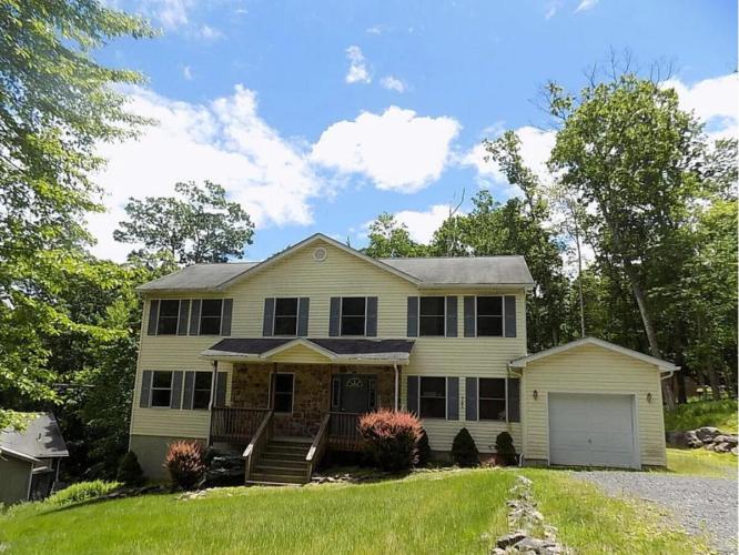 Photo of 217 St Andrews Drive, Bushkill PA