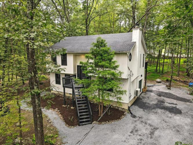 Photo of 754 Clubhouse Drive, East Stroudsburg PA