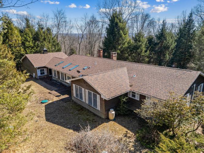 Photo of 109 Little Doe Lane, East Stroudsburg PA