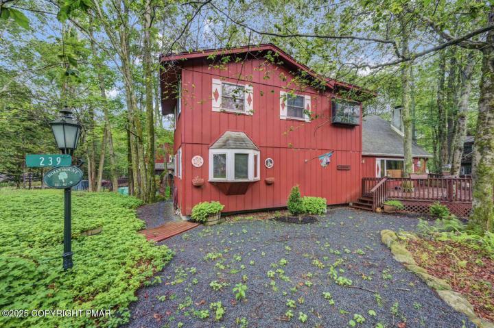 Photo of 239 Tepee Drive, Pocono Lake PA