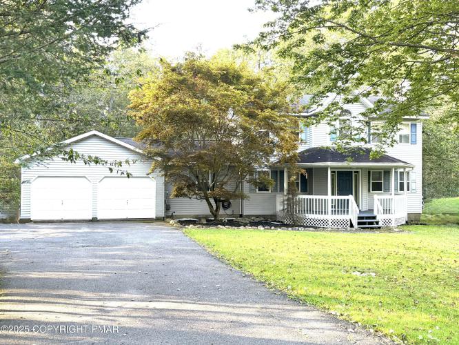 Photo of 1075 Salamanca Drive, Tobyhanna PA