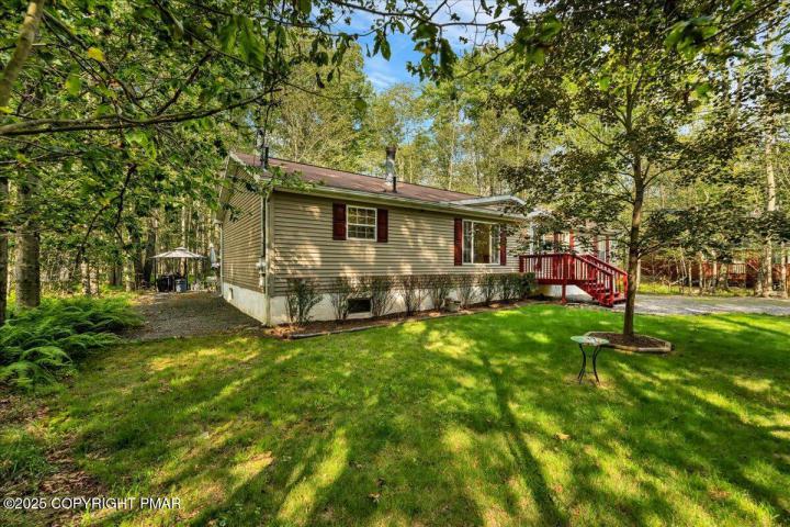 Photo of 5359 Conoquenissing Drive, Pocono Lake PA