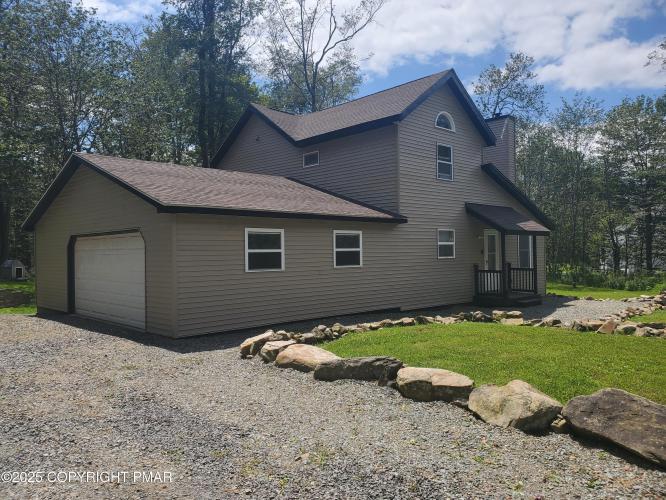 Photo of 9268 Horn Owl Lane, Tobyhanna PA